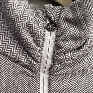 Lululemon Grey/white herringbone quarter zip